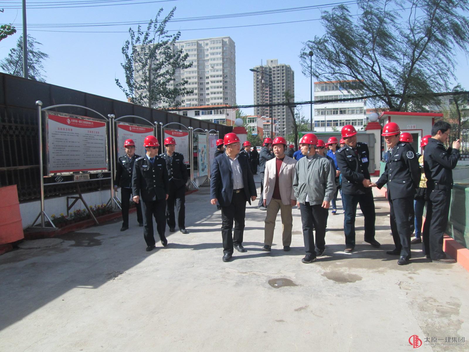 太原市城鄉(xiāng)管理執(zhí)法局蒞臨我工地檢查