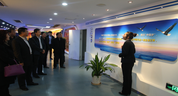 企業(yè)管理部赴中色十二冶參觀學(xué)習(xí)