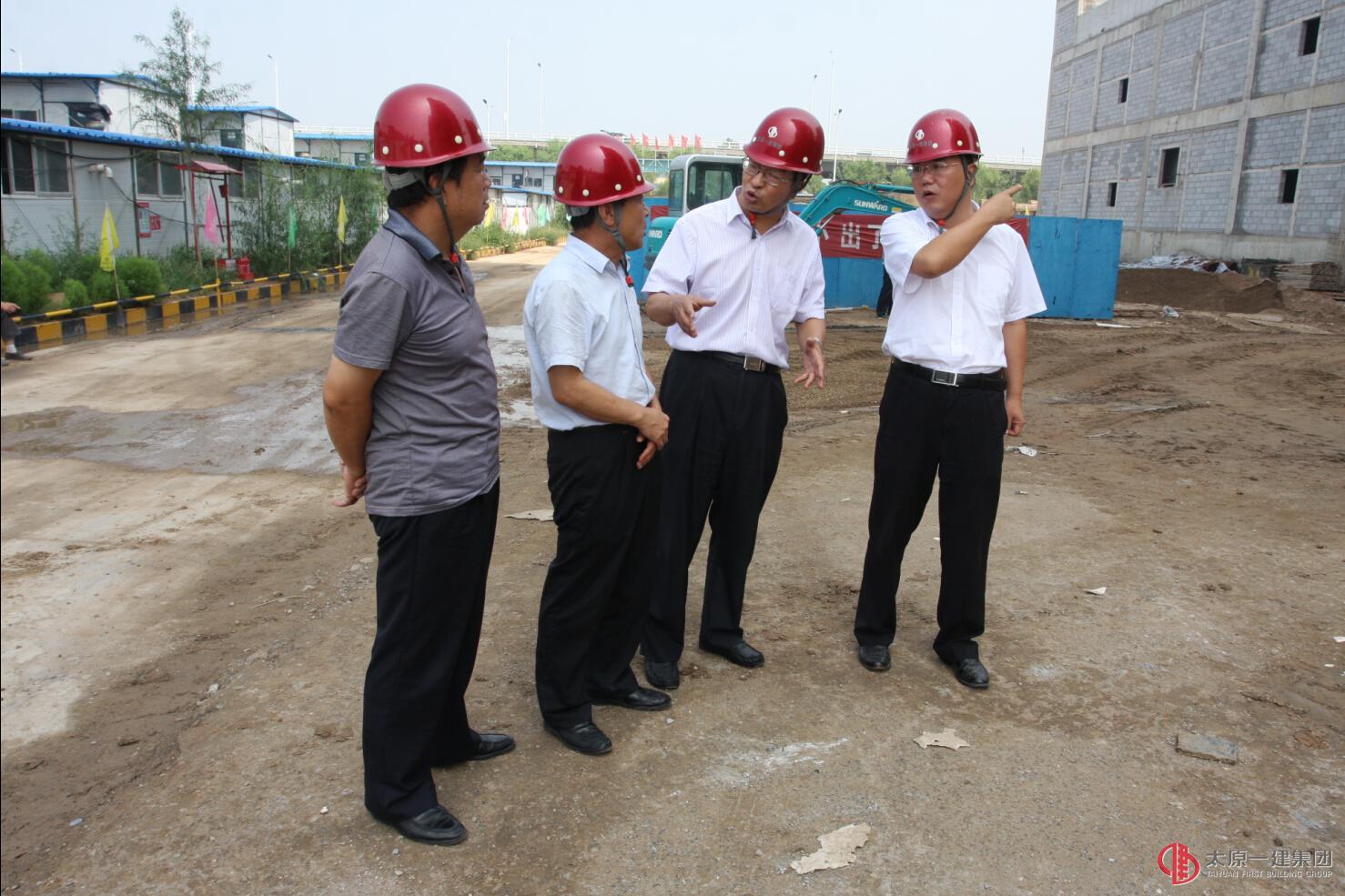 夏日送清涼 關(guān)懷慰問行