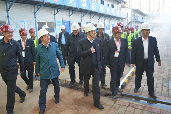 中國建筑業(yè)協(xié)會(huì)副會(huì)長(zhǎng)吳濤蒞臨山西省委黨校項(xiàng)目視察