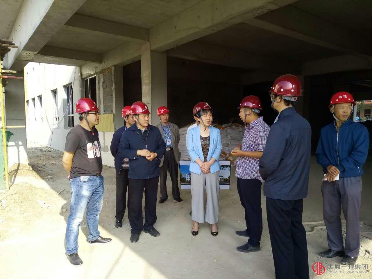 屯留縣領(lǐng)導(dǎo)蒞臨屯留二中新建教學(xué)樓項(xiàng)目現(xiàn)場(chǎng)指導(dǎo)工作